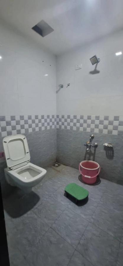 Hotel Jay Bhawani Ahmadábád Kültér fotó